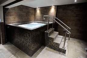 Dover Marina Hotel & Spa, Tapestry Collection by Hilton