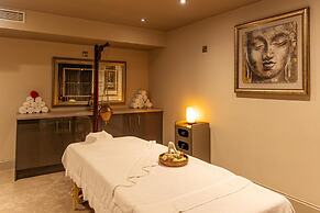 Dover Marina Hotel & Spa, Tapestry Collection by Hilton