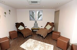 Dover Marina Hotel & Spa, Tapestry Collection by Hilton