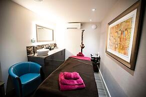 Dover Marina Hotel & Spa, Tapestry Collection by Hilton