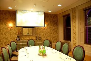 Dover Marina Hotel & Spa, Tapestry Collection by Hilton