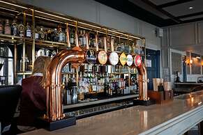 Best Western Premier Dover Marina Hotel & Spa