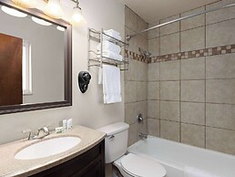 Ramada by Wyndham Elko Hotel at Stockmen's Casino