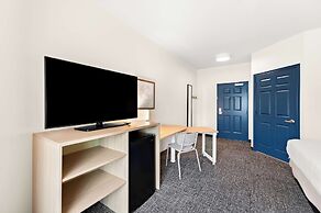 Spark by Hilton Longview