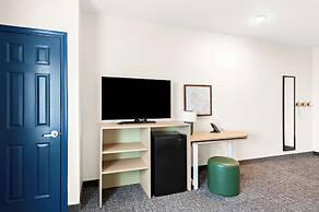 Spark by Hilton Longview