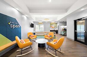 Spark by Hilton Longview