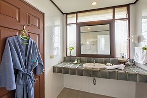 Pinnacle Samui Resort SHA Plus