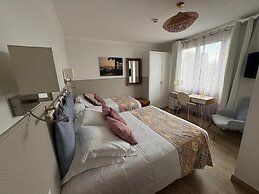 Hotel Moderna