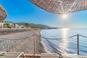 Assos Eden Gardens Hotel