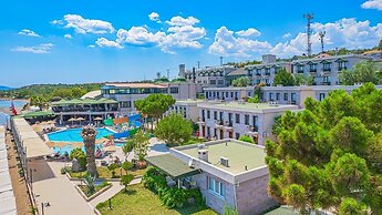 Assos Eden Gardens Hotel
