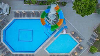 Assos Eden Gardens Hotel