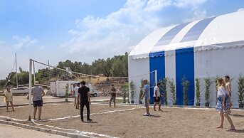 Assos Eden Gardens Hotel