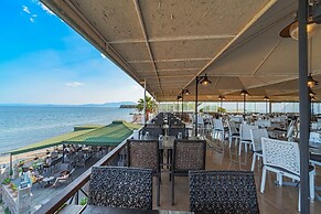 Assos Eden Gardens Hotel