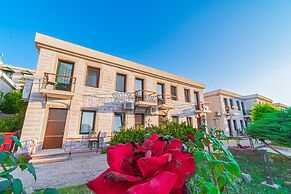 Assos Eden Gardens Hotel