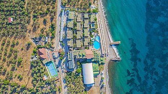 Assos Eden Gardens Hotel