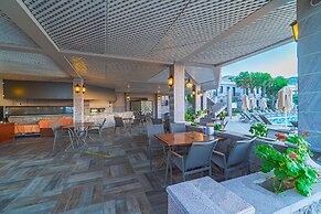 Assos Eden Gardens Hotel