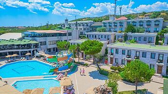Assos Eden Gardens Hotel