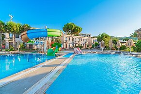 Assos Eden Gardens Hotel