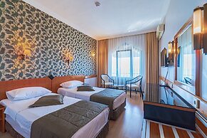 Assos Eden Gardens Hotel
