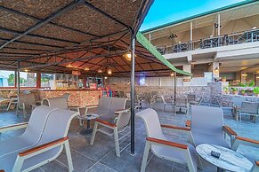 Assos Eden Gardens Hotel