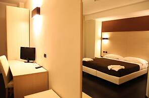 Hotel Sogni D'Oro Airport