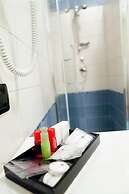 Hotel Sogni D'Oro Airport