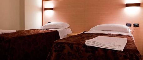 Hotel Sogni D'Oro Airport
