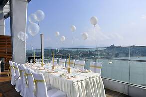 Hotel Indigo Xiamen Harbour by IHG