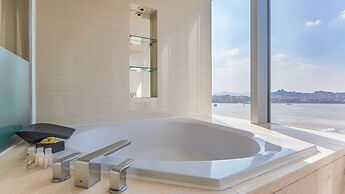 Hotel Indigo Xiamen Harbour by IHG