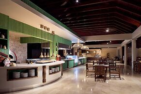 The Westin Reserva Conchal, an All-Inclusive Golf Resort & Spa