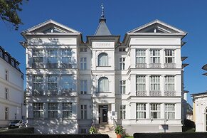 Villa Esplanade mit Aurora