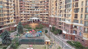 Corona Hotel & Apartments