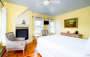 Admirals Landing - Adults Only