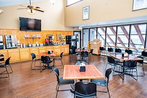 Murphy's River Lodge