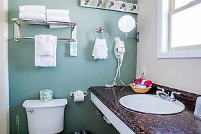 Murphy's River Lodge