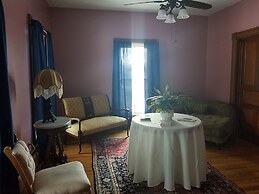 The Fox and the Grapes Bed & Breakfast