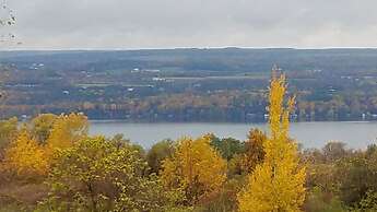 The Fox and the Grapes Bed & Breakfast