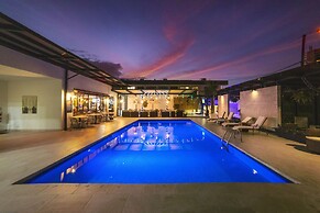 KC Hotel San José
