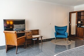 KC Hotel San José