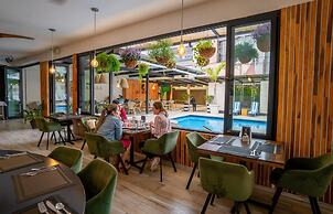 KC Hotel San José