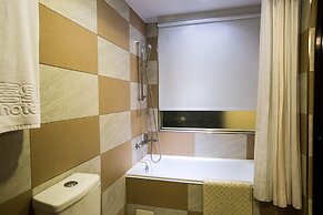 Luckynews Classic Hotel