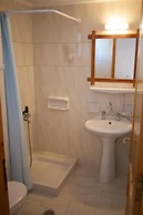 Vallas Apartments & Villas