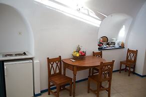 Vallas Apartments & Villas