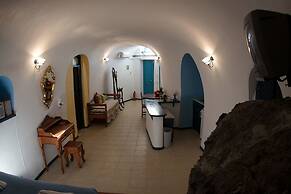 Vallas Apartments & Villas