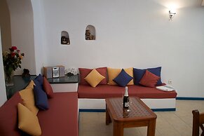 Vallas Apartments & Villas