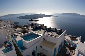 Vallas Apartments & Villas