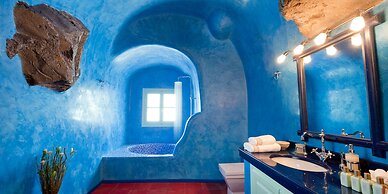 Vallas Apartments & Villas