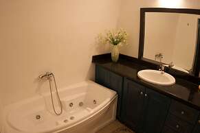 Vallas Apartments & Villas