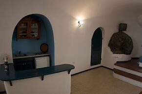 Vallas Apartments & Villas