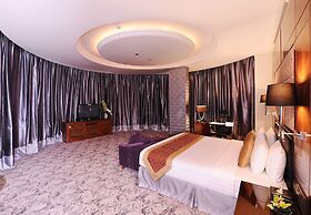 Al Hamra Palace By Warwick